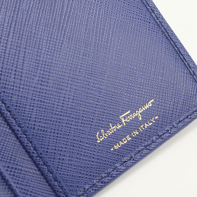 FERRAGAMO（フェラガモ） 中古 長財布二折 レディース ブランド 