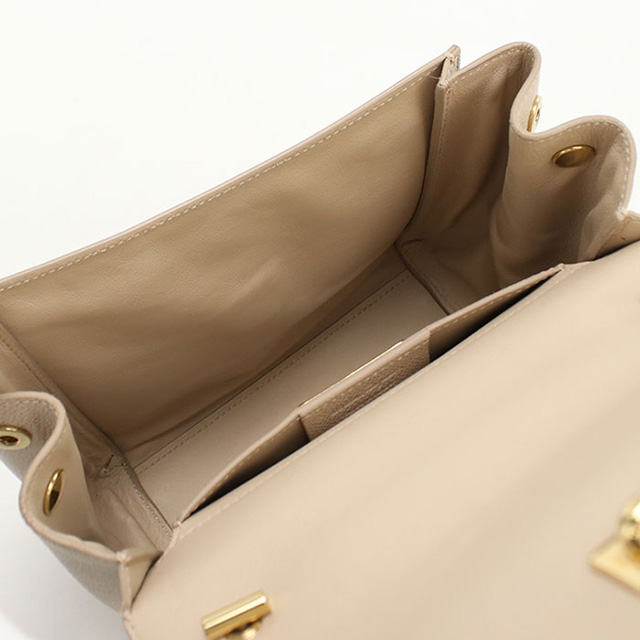 FERRAGAMO（フェラガモ） 中古 ハンドバッグ レディース ブランド