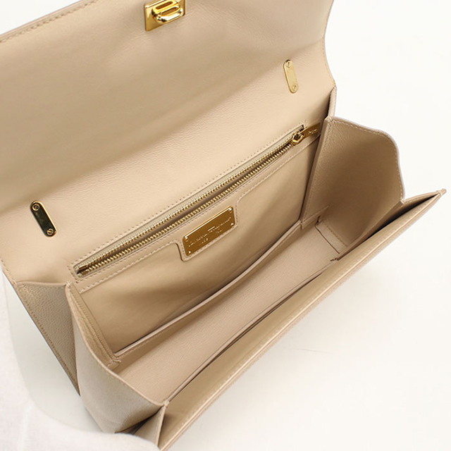 FERRAGAMO（フェラガモ） 中古 ショルダーバッグ レディース ブランド