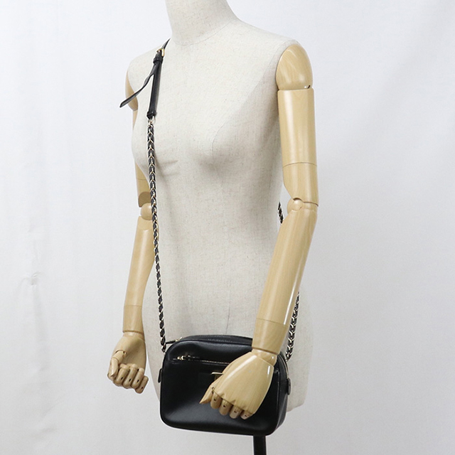 FERRAGAMO（フェラガモ） 中古 ショルダーバッグ レディース ブランド