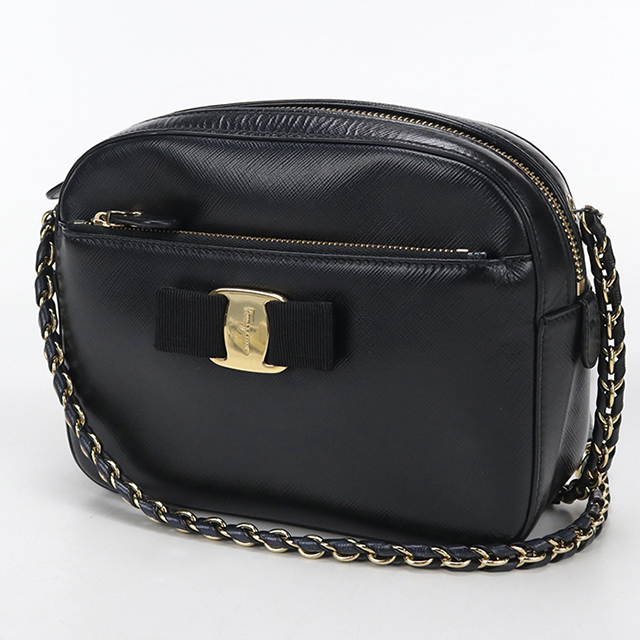 FERRAGAMO（フェラガモ） 中古 ショルダーバッグ レディース ブランド