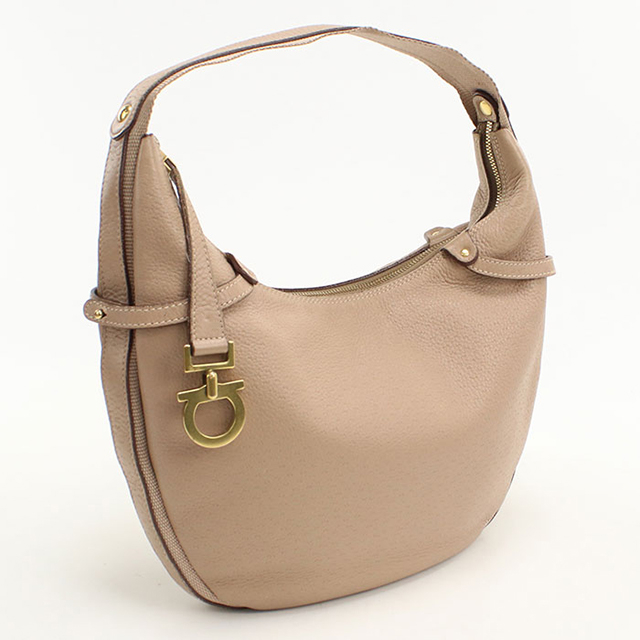 FERRAGAMO（フェラガモ） 中古 ショルダーバッグ レディース ブランド
