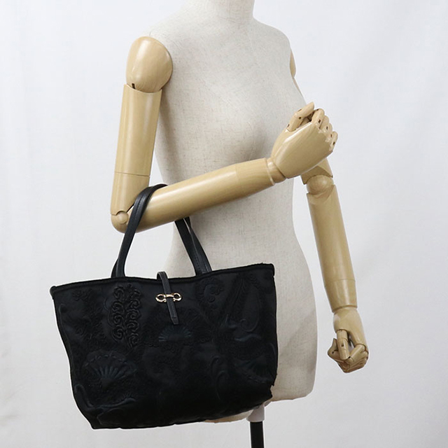 FERRAGAMO（フェラガモ） 中古 トートバッグ レディース ブランド