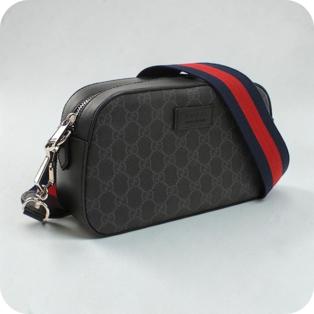 GUCCI ショルダーバッグ グッチ GGスプリーム レザー 斜め掛け GG柄 GUCCI（グッチ） 中古 斜め掛け ショルダーバッグ メンズ ブランド