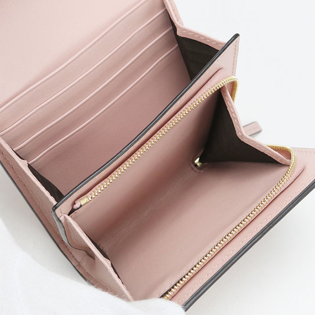 GUCCI グッチ 中古 2つ折り 箱付き 巾着付き GUCCI（グッチ） 中古 二