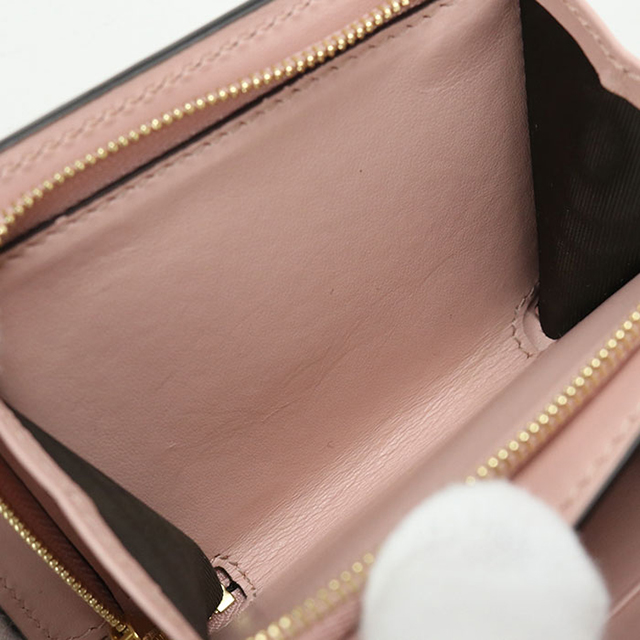 GUCCI グッチ 中古 2つ折り 箱付き 巾着付き GUCCI（グッチ） 中古 二つ折り財布 コンパクト 二つ折り財布小銭入