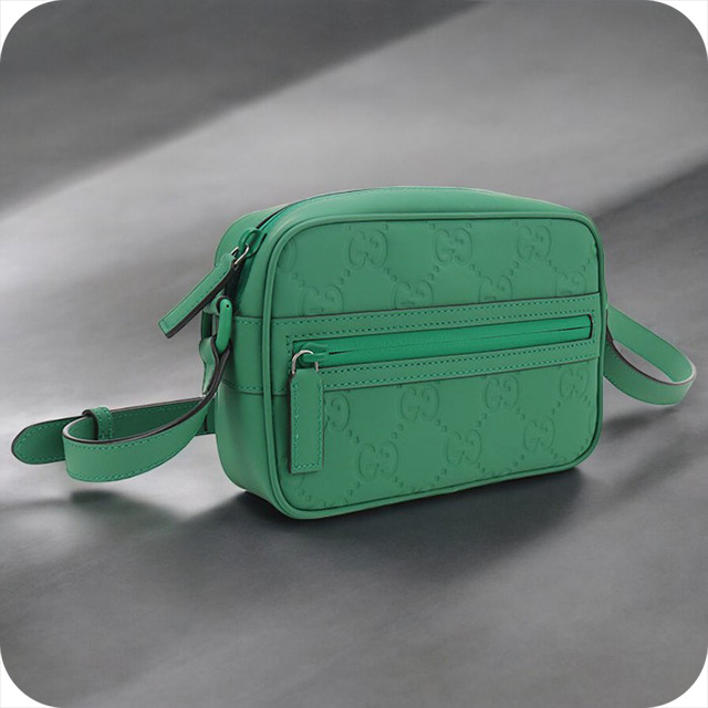 GUCCI ショルダーバッグ エメラルドグリーン GUCCI 中古 グッチ ショルダーバッグ メンズ ブランド GGラバー