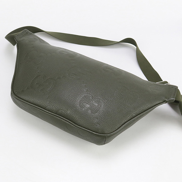 最終値下げ価格　GUCCI レザー ジャンボGG ボディバッグ　645093 GUCCI（グッチ） 美品□GUCCI 645093 レザー ジャンボGG エンボスロゴ