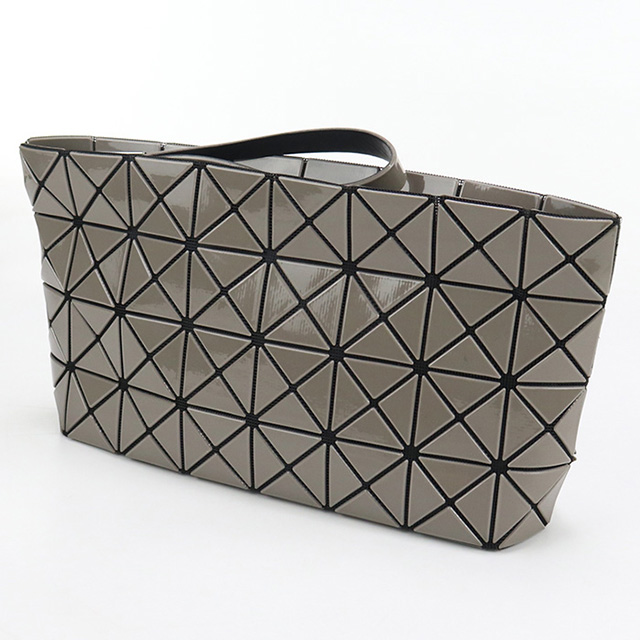 ISSEY MIYAKE 中古 イッセイ ミヤケ クラッチバッグ ユニ