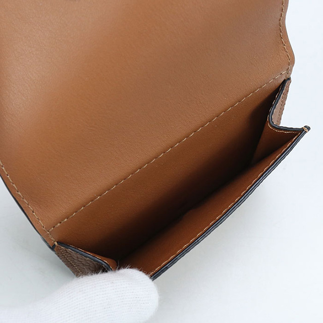 ロエベ トライフォールド アナグラム 三つ折り財布 C821TR2X02 レディース LOEWE  中古 LOEWE（ロエベ） 中古 三つ折り財布 三折財布 レディース ブランド