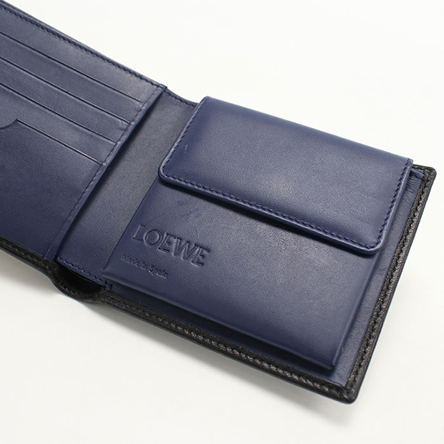 ロエベ 二つ折り 財布 ブラック アナグラム C660501X01 美品 レザー 中古 262304 LOEWE 折り財布 ロゴ シンプル 本革 エレガント 黒 人気 定番 上品 高級感 革 無地 ユニセックス コンパクト お洒落 上品 ロエベ LOEWE LOEWE 二つ折り財布 C660501X01 （1110/ANTHRACITAグレー