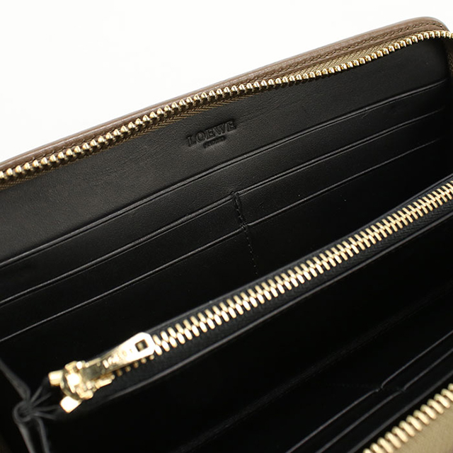 LOEWE ロエベ/ドット柄ラウンドファスナーレザー/Aランク/92【中古】 LOEWE（ロエベ） 中古 長財布ラウンドファスナー レディース ブランド