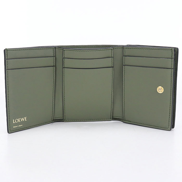 【極美品】 ロエベ トライフォールド アナグラム タン 二つ折り財布 グリーン LOEWE（ロエベ） 折財布 財布 アナグラム トライフォールドウォレット