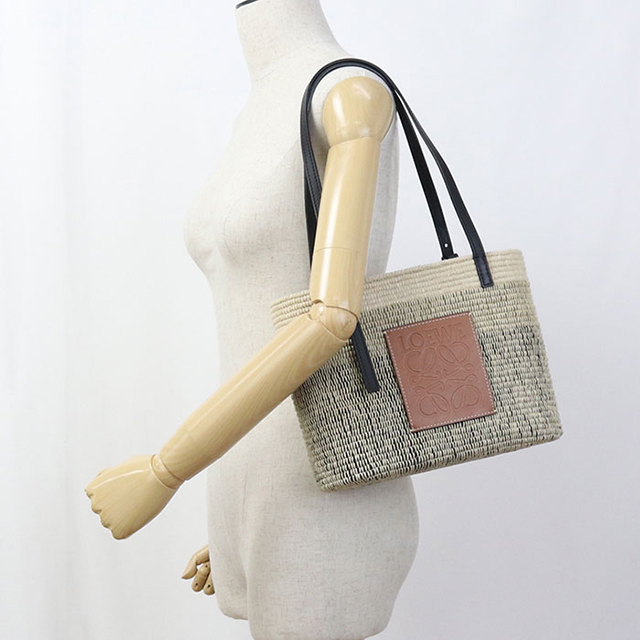 LOEWE（ロエベ） 中古 カゴバッグ レディース ブランド アナグラム