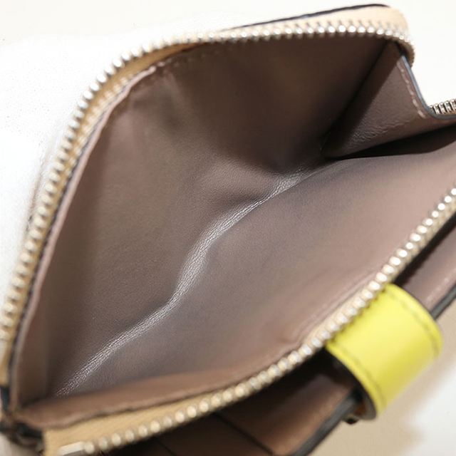 LOEWE（ロエベ） 中古 二つ折り財布 二折財布 レディース ブランド