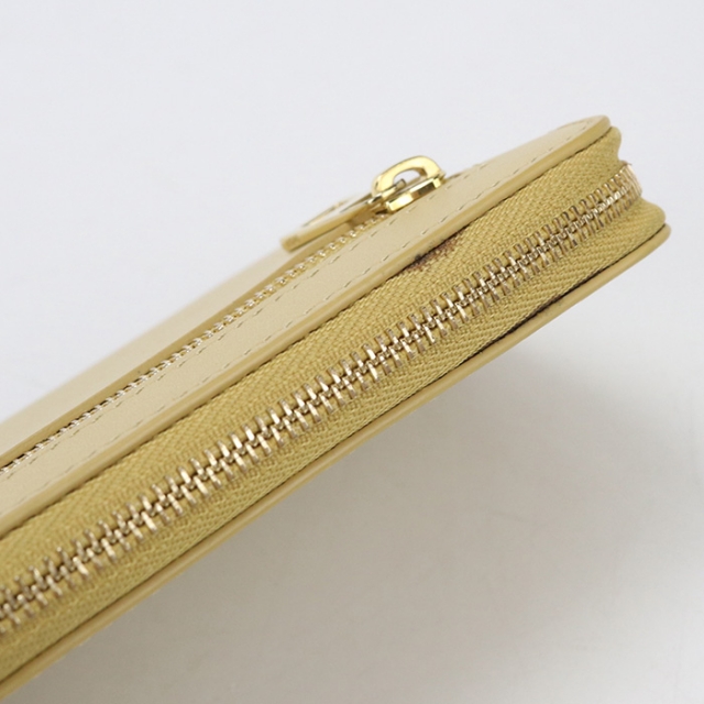 LOEWE（ロエベ） 中古 長財布 ラウンドファスナー レディース ブランド