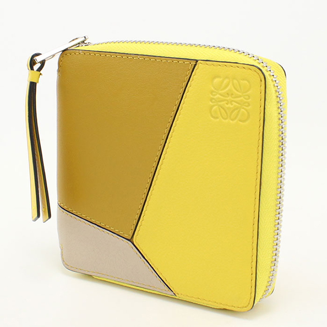 LOEWE（ロエベ） 中古 二つ折り財布 二折財布 レディース ブランド