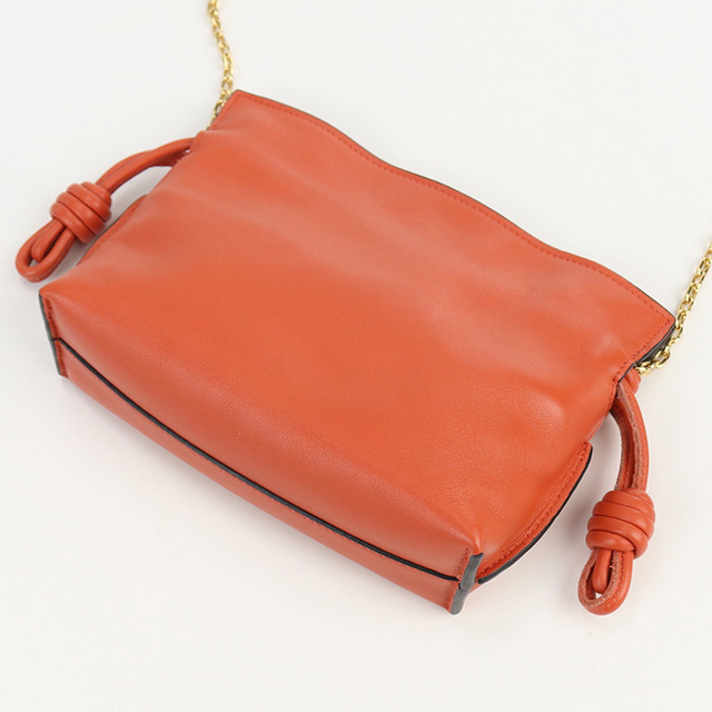 LOEWE（ロエベ） 中古 斜め掛け ショルダーバッグ レディース ブランド