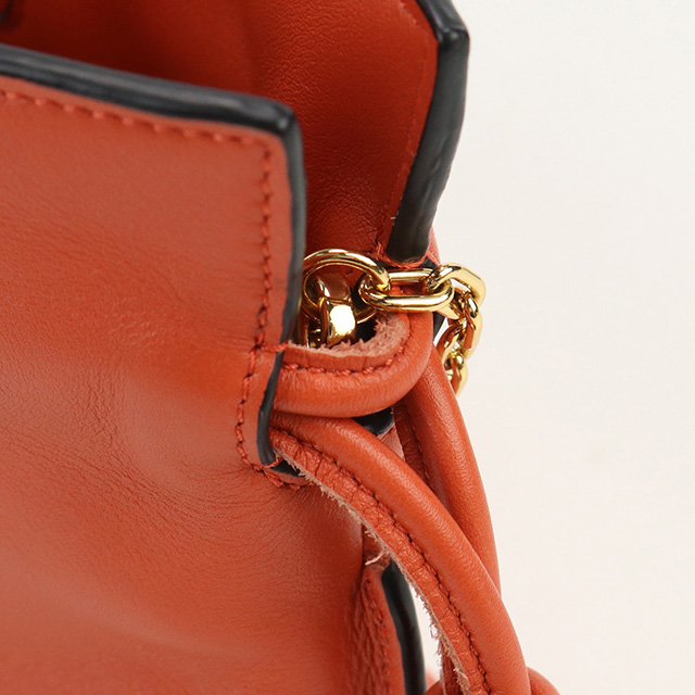 LOEWE（ロエベ） 中古 斜め掛け ショルダーバッグ レディース ブランド