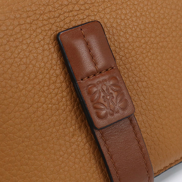 LOEWE（ロエベ） 中古 長財布ニ折小銭入付き レディース ブランド