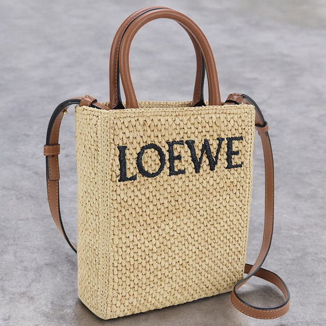 ロエベloeweトートバッグ　レディーストートバッグ　ノベルティー　エコバッグ LOEWE（トートバッグ）のフリマアイテム一覧