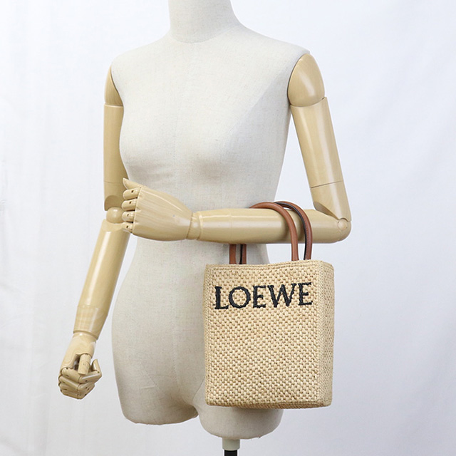 LOEWE エコバッグ ベージュと黒 パズルフォルド トート （シャイニーカーフ） ベージュ - LOEWE