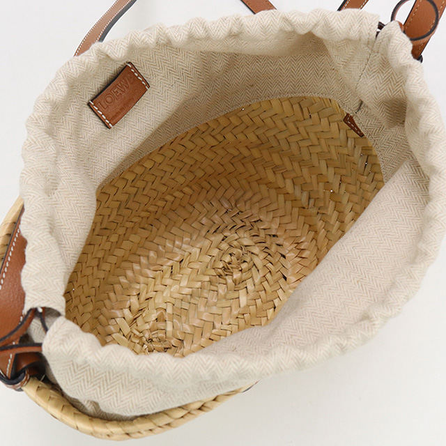 ロエベ LOEWE ドローストリングミニ バケットバッグ ショルダー かご ラフィア/レザー ナチュラル/タン A223222X01 中古 新入荷 OB2171 ロエベ ショルダー バッグ ドローストリング バケットバッグ ラフィア