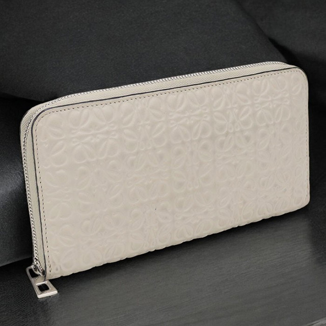 LOEWE（ロエベ） 中古 長財布ラウンドファスナー レディース ブランド