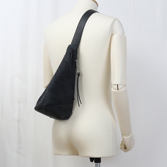LOEWE（ロエベ） 中古 ボディバッグ メンズ ブランド アナグラム