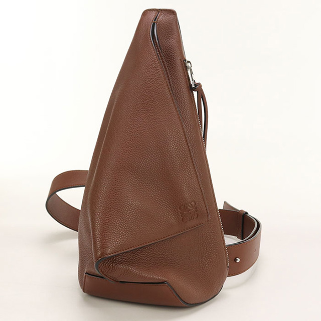 【まりも】LOEWE アントンスリング　ブラウンショルダーバッグ　美品 LOEWE（ロエベ） 中古 ボディバッグ ユニセックス ブランド アントン
