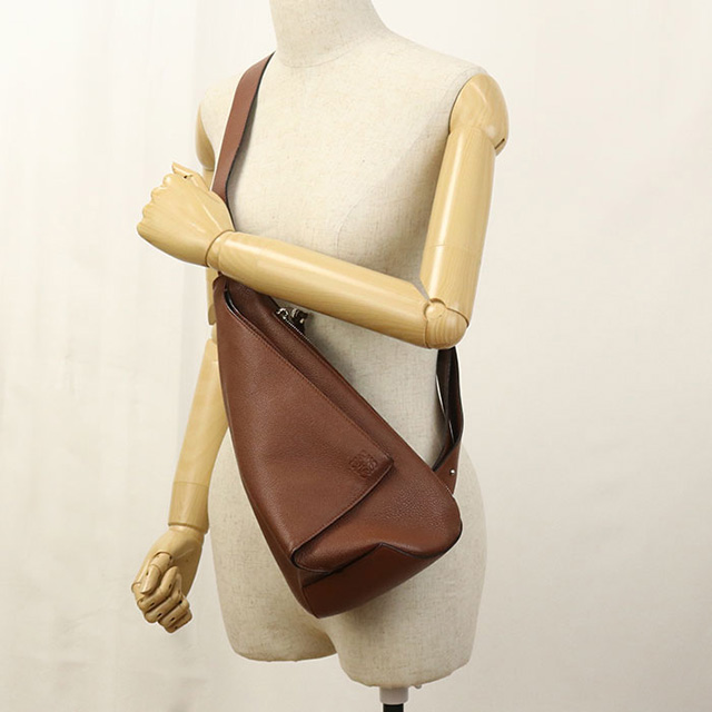 まりも】LOEWE アントンスリング ブラウンショルダーバッグ 美品 LOEWE