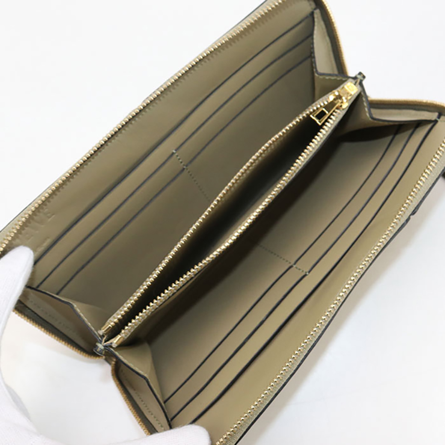 LOEWE（ロエベ） 中古 長財布ラウンドファスナー ユニセックス