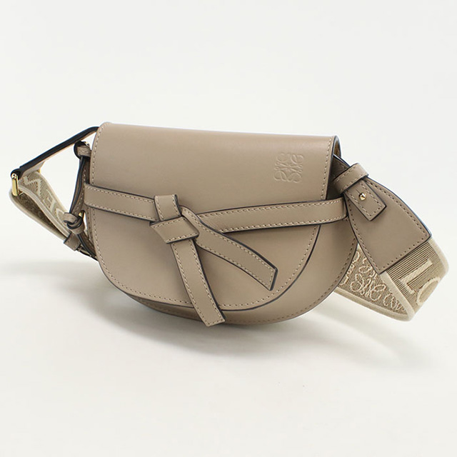 ロエベ　ショルダーバッグ 楽天市場】LOEWE ロエベ A650N46X13 斜め掛け ポシェット カバン
