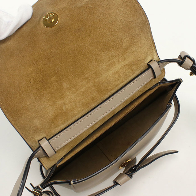 LOEWE（ロエベ） 中古 斜め掛け ショルダーバッグ レディース ブランド