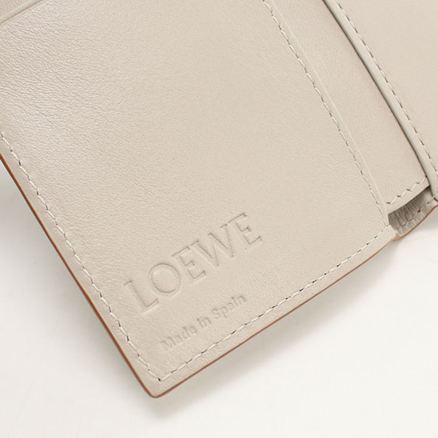 LOEWE（ロエベ） 中古 三折財布 レディース ブランド アナグラム