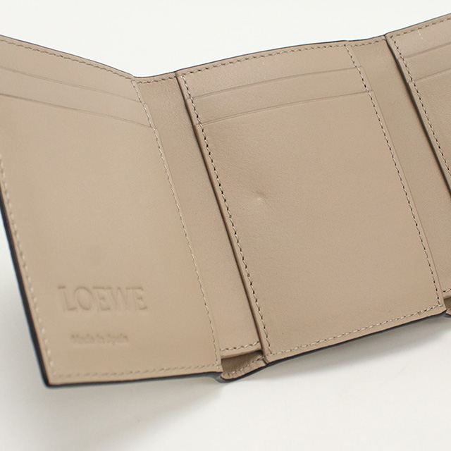 LOEWE（ロエベ） 中古 三折財布 レディース ブランド アナグラム