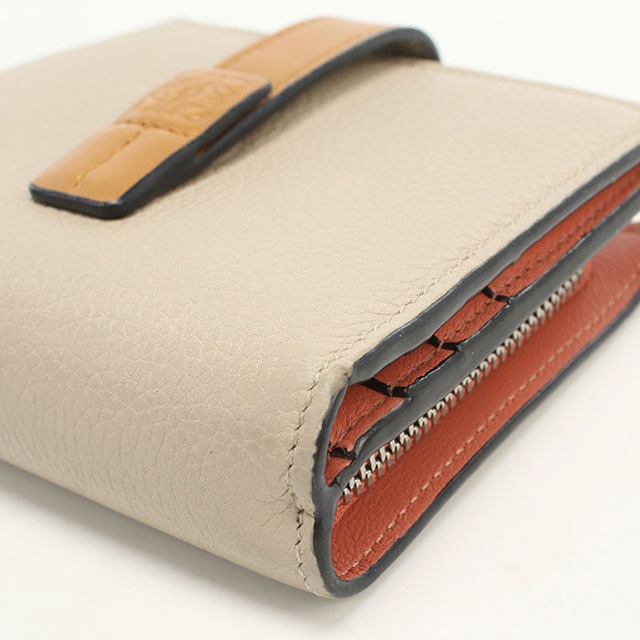 LOEWE（ロエベ） 中古 二折財布 レディース ブランド コンパクト