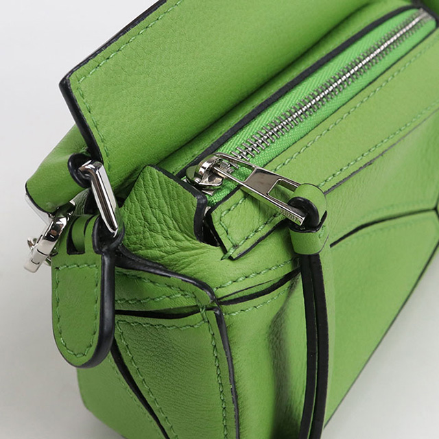 LOEWE（ロエベ） 中古 ショルダーバッグ レディース ブランド パズル