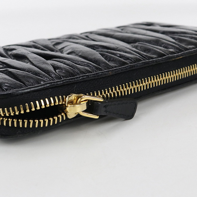 miu miu（ミュウミュウ） 中古 長財布ラウンドファスナー レディース