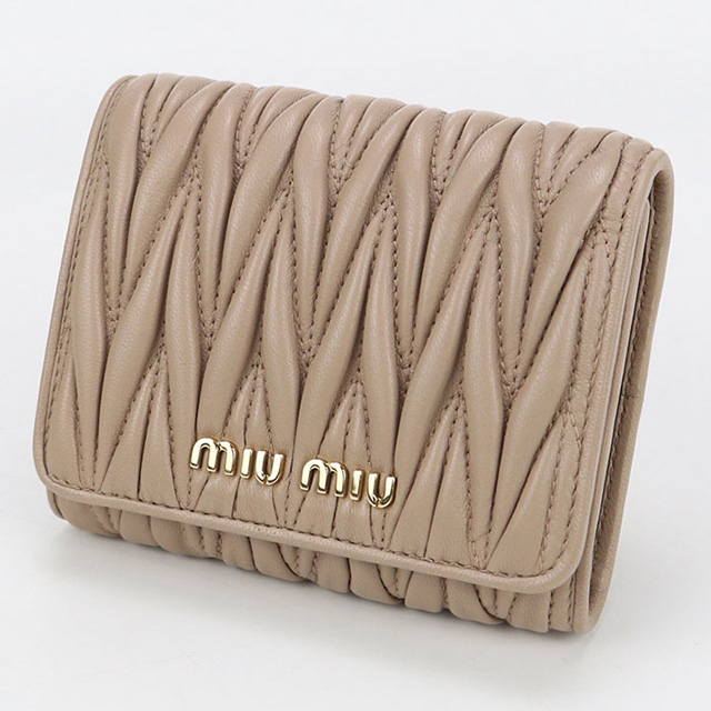 miu miu（ミュウミュウ） 中古 三つ折り財布 レディース ブランド