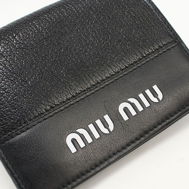 miu miu（ミュウミュウ） 中古 二つ折り財布 レディース ブランド