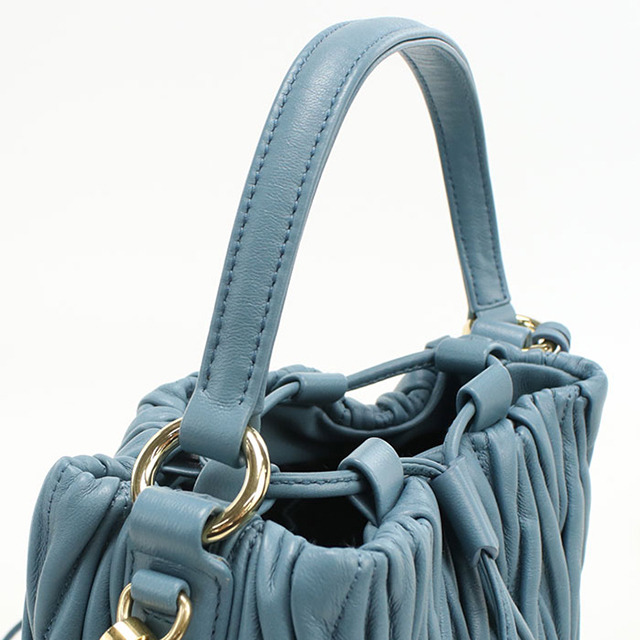miu miu（ミュウミュウ） 中古 ショルダーバッグ レディース ブランド