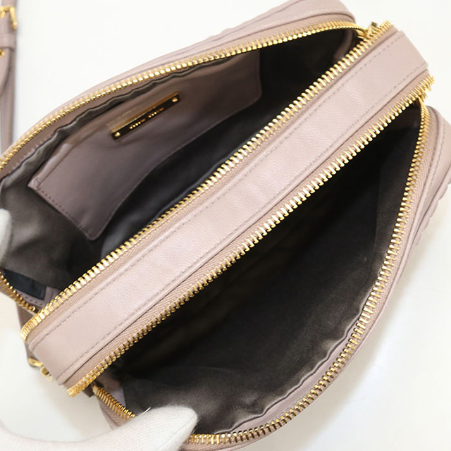 miu miu（ミュウミュウ） 中古 ショルダーバッグ レディース ブランド