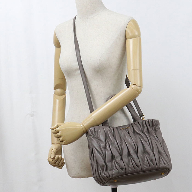 miu miu（ミュウミュウ） 中古 トートバッグ レディース ブランド