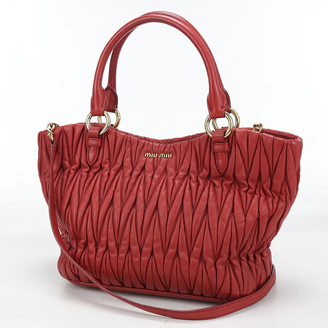 miumiuマテラッセ ハンドバッグ 2WAY レッド 赤 miu miu（ミュウミュウ） 中古 ハンドバッグ レディース ブランド