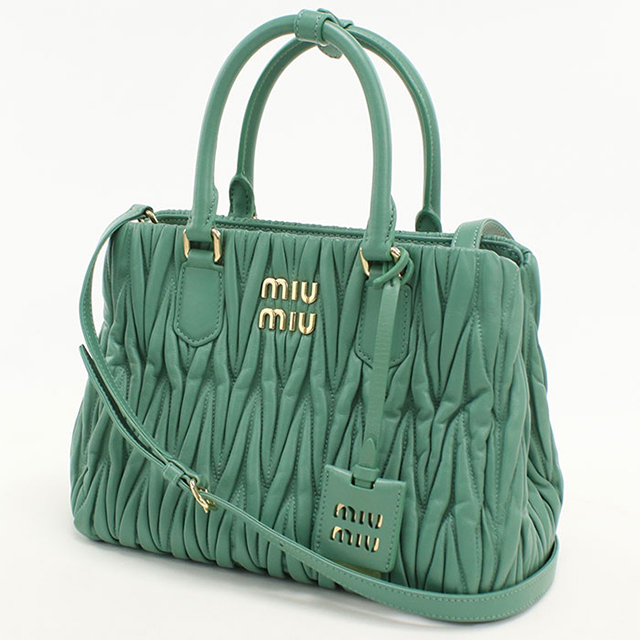 miu miu グリーンハンドバッグ トートバッグ miu miu（ミュウミュウ） 中古 トートバッグ レディース ブランド