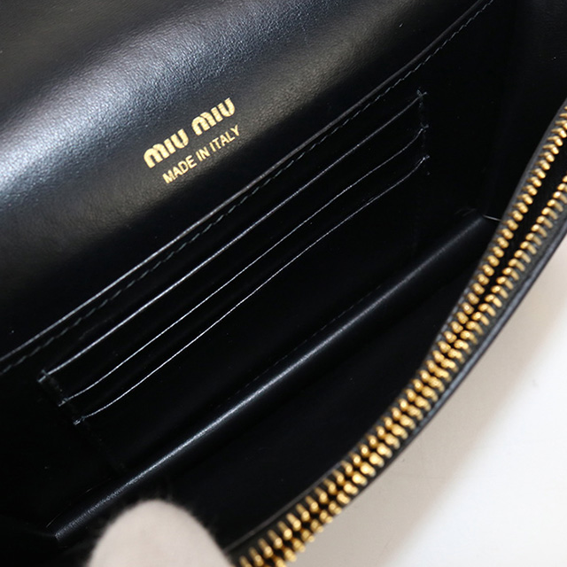 miu 中古 ミュウミュウ チェーンウォレット レディース ブランド