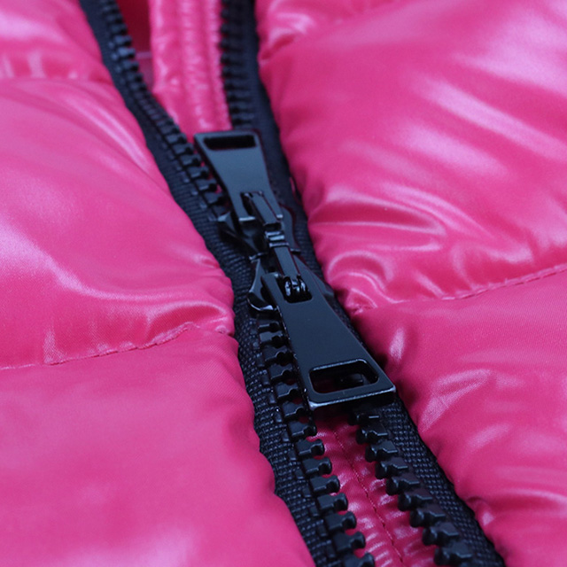 MONCLER（モンクレール） 中古 ダウンジャケット レディース ブランド