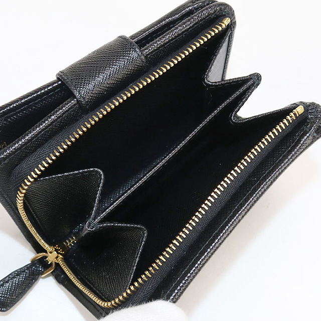 【、】PRADA プラダ サフィアーノトライアングル レザー【中古】 PRADA（プラダ） 中古 二つ折り財布 レディース ブランド サフィアーノ