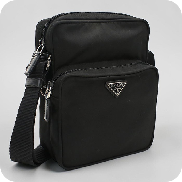 PRADA（プラダ） 中古 斜め掛け ショルダーバッグ メンズ ブランド